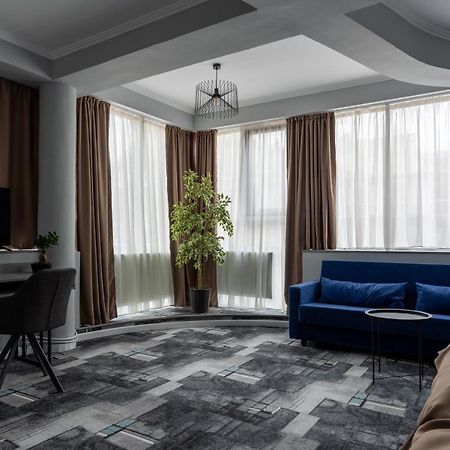 Hotel Paso Cluj Napoca Bagian luar foto