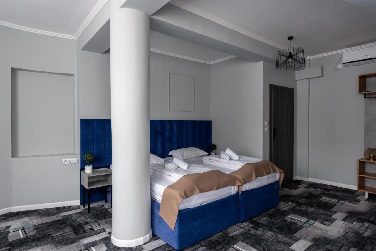 Hotel Paso Cluj Napoca Bagian luar foto