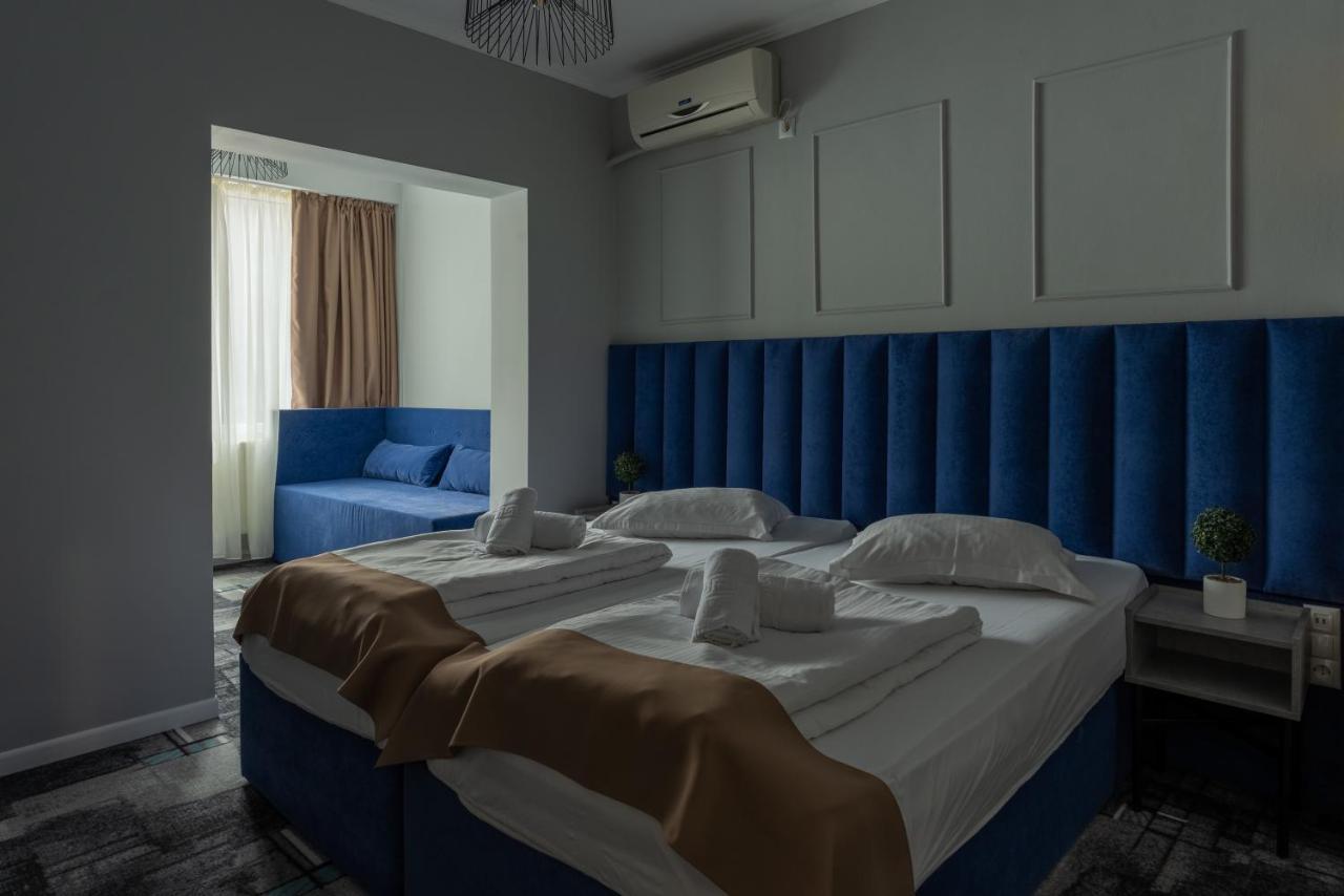 Hotel Paso Cluj Napoca Bagian luar foto