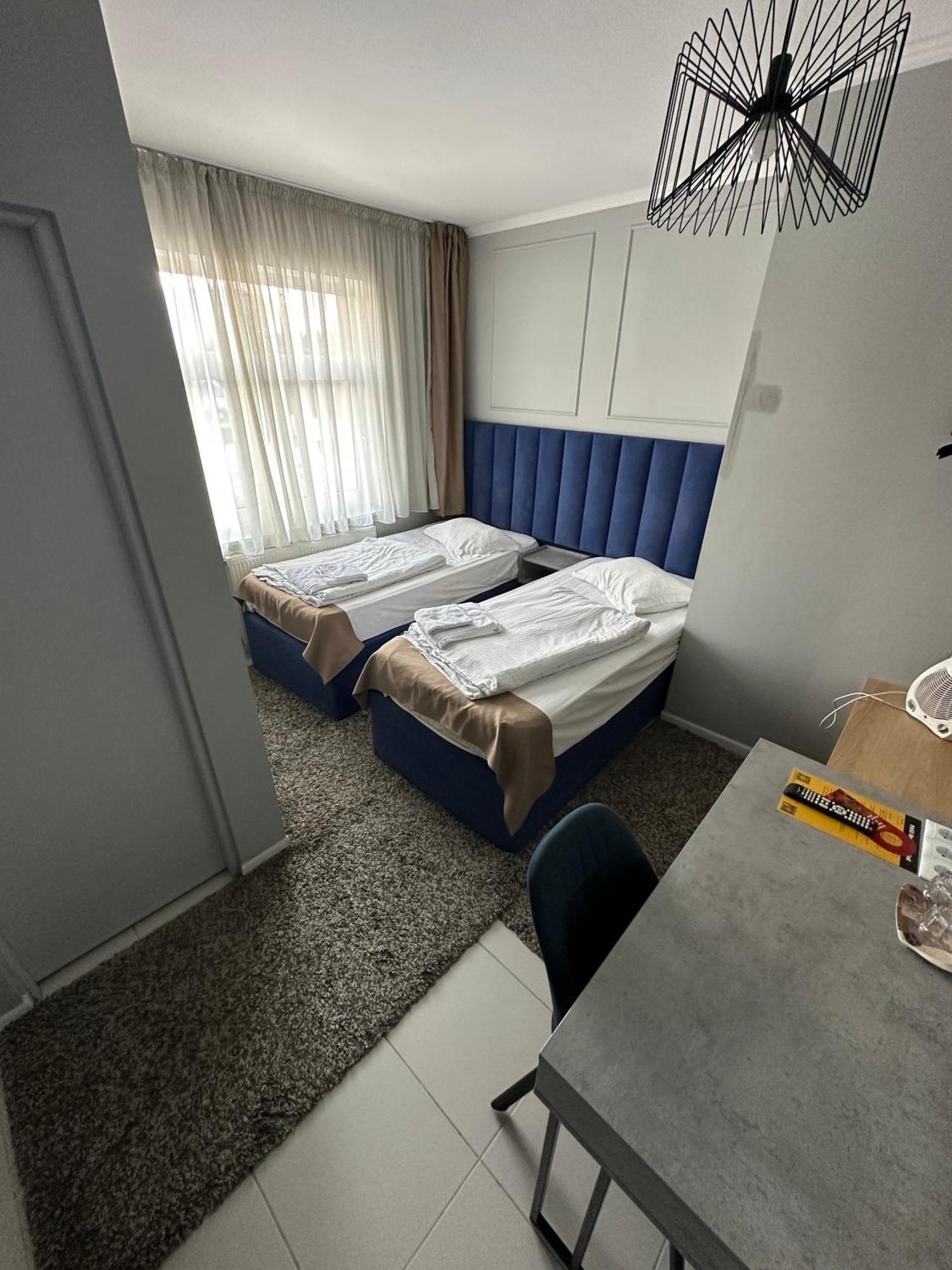 Hotel Paso Cluj Napoca Bagian luar foto